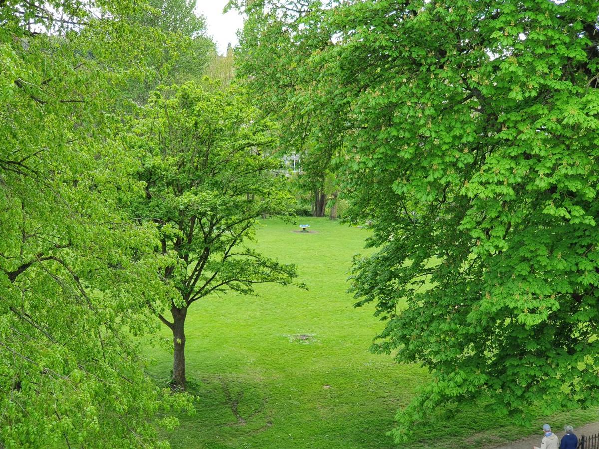Park View Two-Bedroom Apartment Bath Zewnętrze zdjęcie